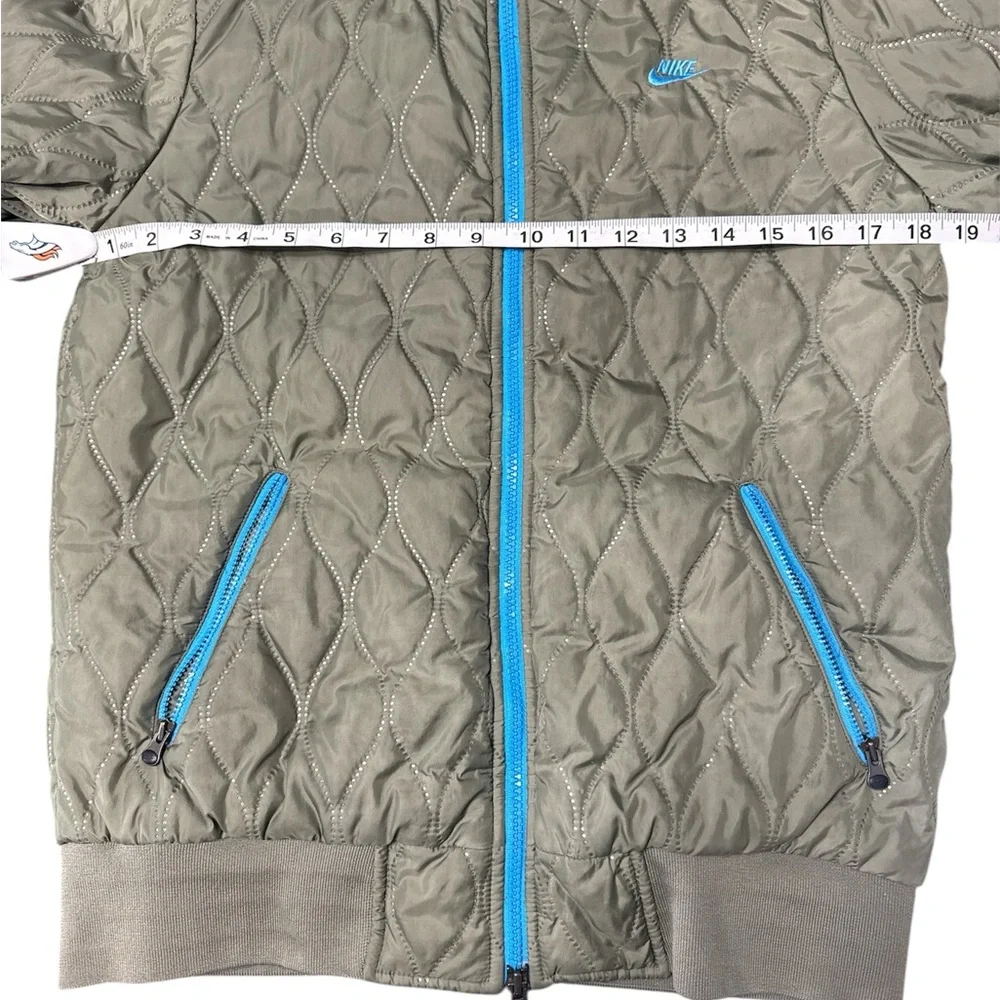 Nike Women's Olive and Blue Quilted Bomber Jacket sz: Medium - Picture 5 of 8